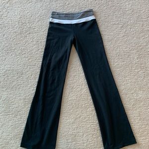 Lululemon reversible yoga pants